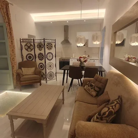 Cl Apartment *